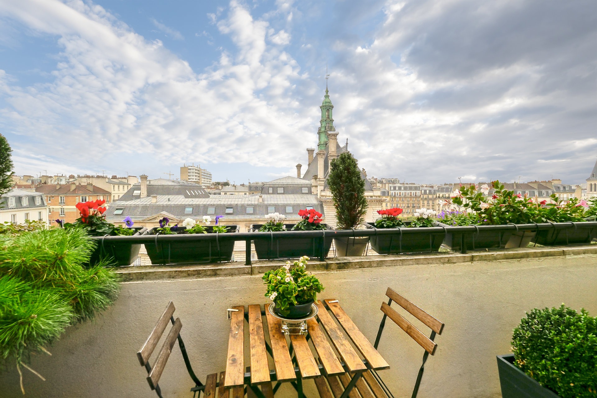 immobilier Levallois vue Mairie